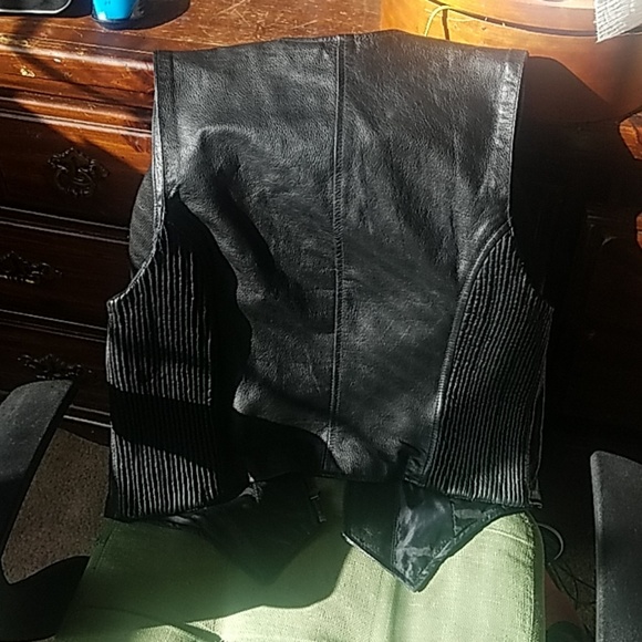 Woman's Leather Biker Vest - Picture 2 of 4